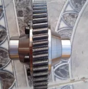 Vendo corona de 71 dientes Triciclo eléctrico - Img 49192489