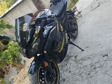 Vendo moto electrica mishozuki Racin con 2 baterías de 40A cada una - Img 66689006