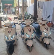 Moto Houdi - Img 50137427