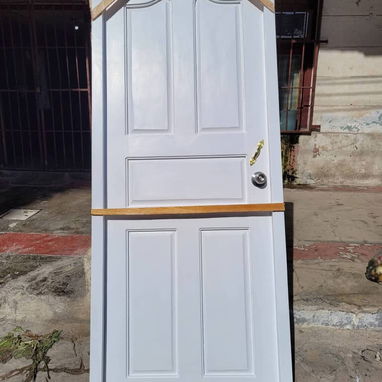 Puerta de madera de cedro pintadas de blanco todas las medidas para exterior y interior - Img 123578403