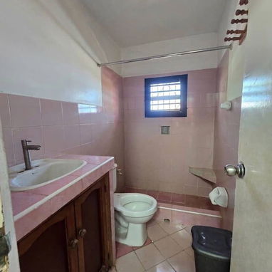Vendo Casa independiente en Playa - 6/10