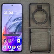 Vendo Motorola Razr 2024, casi nuevo, en 350 USD. - Img 56768894