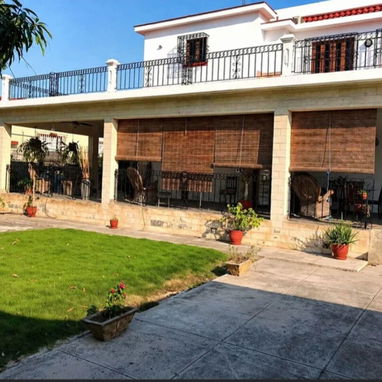 Kholy residencia 1250 m2 6 habitaciones 7 baños inmensos terrenos - 3/9