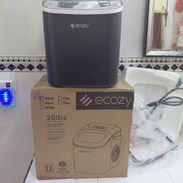 Hielera. Hace hielos en minutos. Nueva en caja a estrenar por usted - Img 53286003
