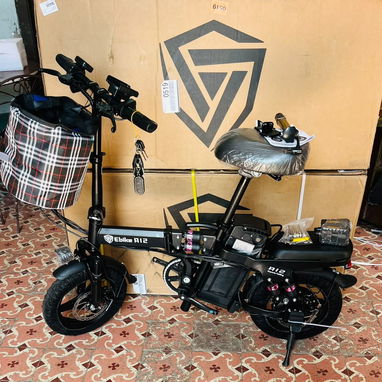 Bicicleta con batería de litio - 2/2
