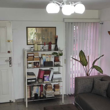Apartamento en Camílo Cienfuegos Habana del Este, todo restaurado.. - Img 125917819