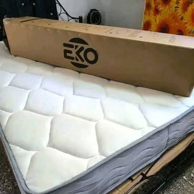 En venta juegos de cuarto modernos y colchones originales con maxima calidad y garantía... - 9/10