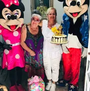 Compañía fiestas mágicas ( Maquina de algodón de azúcar - Payaso 🤡- mago 🪄-Inflables - Locales y más - Img 49231218