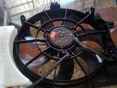 Compresor de aire acondicionado de Hyundai acent tiburón 2012 nuevo de paquete y electro ventilador ( ver dentro) - Img 68257416