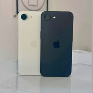 IPhone 16e de 128 GB (Versión ESIM, 100% Batería) 61 ciclos de carga. - Img 56154188