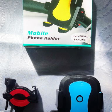 Portacelulares para auto, focos neblineros, cargador de celular, cables, cargador portátil - Img 113943524
