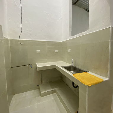 VENDO APARTAMENTO EN BAJOS · VEDADO - 7/9