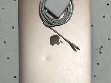 MacBook Air 2019, dorada, 13 pulgadas - Img 66949656