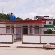 Se vende casa en La Magdalena con terreno, piscina y muchas posibilidades - Img 56926615