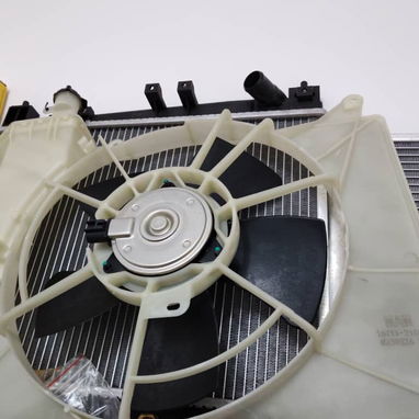 Radiadores y Electroventiladores de Yaris - 2/2