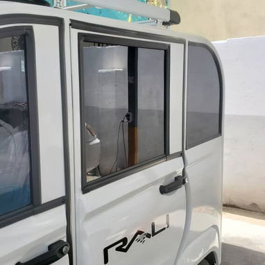 EMPAPELADO DE CRISTALES DE AUTO Y VENTANAS DEL HOGAR el precio varía según el trabajo - Img 122440162