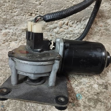 vendo motor de limpia parabrisas de CLARIA - Img 127105329