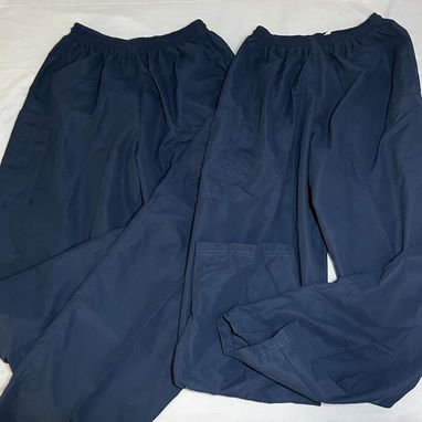 Pijamas médicos diferentes tallas 15 usd  Pantalones 3500 - Img 126095634