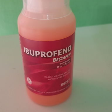 Paracetamol infantil, Ibuprofeno jarabe infantil, Ambroxol ( expectorante)  emulsión de Scott 12 USD , Adevit 11 USD - 2/8