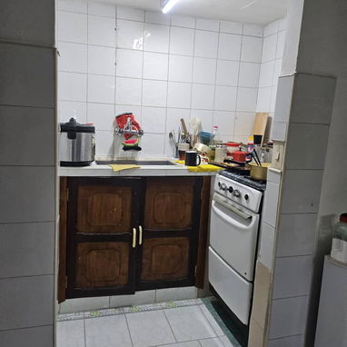 Se vende apto en el Vedado (H y 23) Contactar Manuel 55659890 - Img 121528524