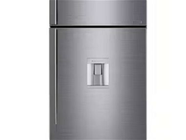 Refrigerador LG nuevo en caja. Doble temperatura capacidad 17 pies cúbico. - Img 64206459