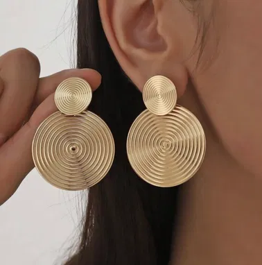 Aretes elegantes diseños varios - Img 95338901
