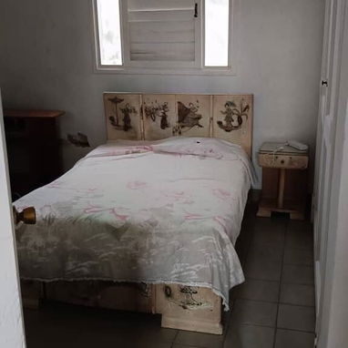 REBAJA: CASA EN LA CEIBA (PLAYA) - 20,000 USD SIN NADA ADENTRO - 9/10