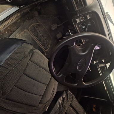 Vendo auto Lada 2105 motor 1300 en buen estado. - Img 126576982