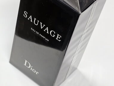 Perfume Sauvage eau de parfum nuevo sellado - Img main-image