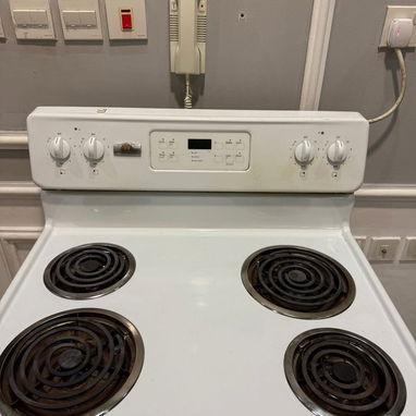 Cocina eléctrica con horno en venta | Estufa de cocina | Buen estado - Img 124272003