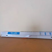 Tubos led de 20 A con su base - Img 55635047