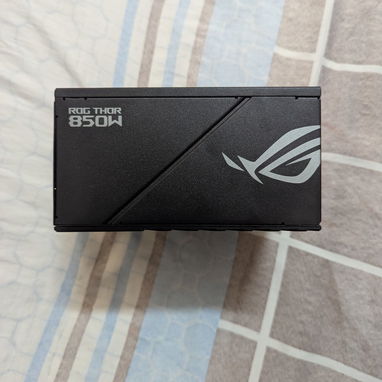 Buen precio Fuente ROG THOR - Img 124142254