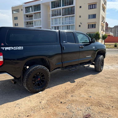 En venta Toyota Tundra SR05 versión deportiva - 3/6