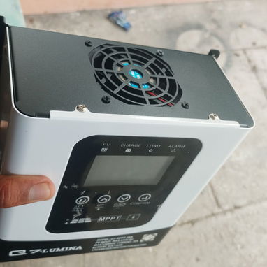 ¡Maximiza el rendimiento de tu sistema solar con la mejor tecnología! ☀️🔋 ​Presentamos el Controlador de Carga Solar MP - 3/4