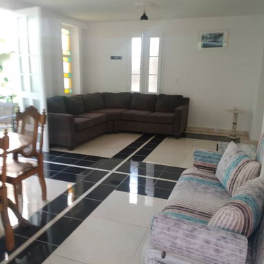 📱 Apartamento Privado con Balcón y Vista Panorámica a la Ciudad - Img 116172844