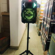 Precio bien económico,ideal para cualquier evento🏃🏃Bocina 12 pulgadas +twitter 30000 wat con trípode, 👇👇👇 - Img 54233312