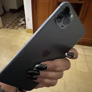 Vendo iPhone 11Pro Max - Img 55574839
