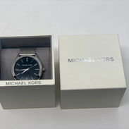Reloj Michael Kors Slim Runway (Modelo MK8606) original -- 59103445 - Img 56007267