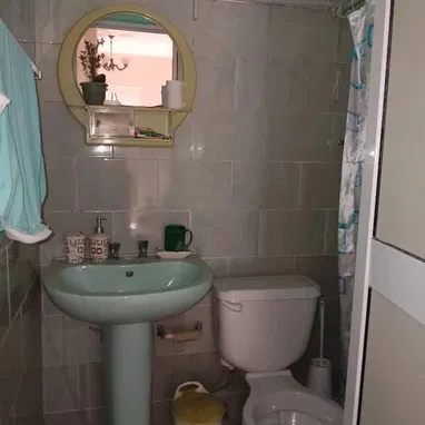 Venta de dos casas en una - Img 124172198