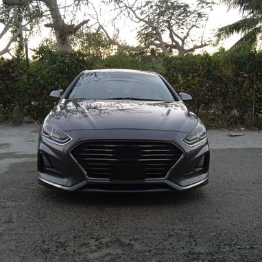 Vendo O negocio, Hyundai sonata 2018 importado - Img 119142087