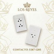 Tomacorrientes - 2 USD 👑LR👑 - Img 55816858