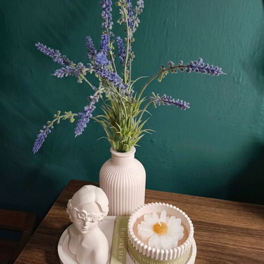Bellas Decoraciones para el cuarto, sala, multimuebles, portaincienso, joyeros. Diversas velas de colores. - Img 121783457