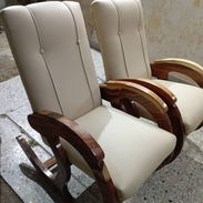 Sillones de madera tapizados - Img 53598816