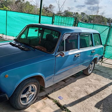 Vendo en 8500 USD o cambio por moto y la diferencia, o cualquier otra oferta de moto o carro para recoger la diferencia - Img 124837402