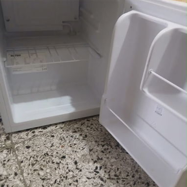 Mini bar Matsui 220V - 2/2