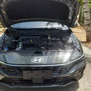 Hyundai Elantra 25 - 9/10