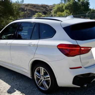 26mil euros buen precio , jeep BMW X1 2017 , totalmente nuevo e impecable 54706699, automático, techo de cristal - Img 125212297