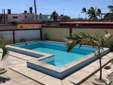 Se renta casa a 50 metros de la playa de dos habitaciones con piscina en Guanabo.58858577. - Img 34502576