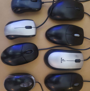 Mause usb y teclados. Todo de uso en perfecto estado. - Img 61800935
