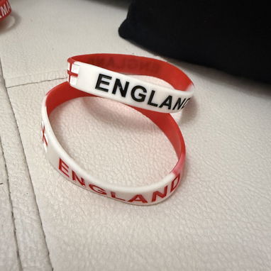 Manillas pulseras de futbolista - Img 125634497